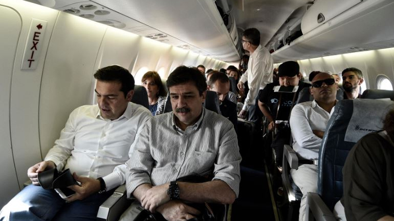 Το ταξίδι προς τη Σαντορίνη