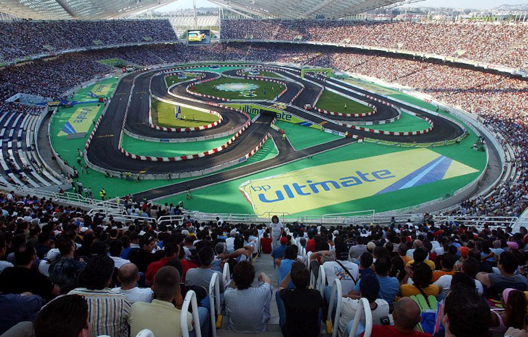 Σύμφωνα με την ανακοίνωση της Ομοσπονδίας ο αγώνας θα περιλαμβάνει υπερειδική διαδρομή στο ΟΑΚΑ, όπως είχε γίνει το 2005 και το 2006...