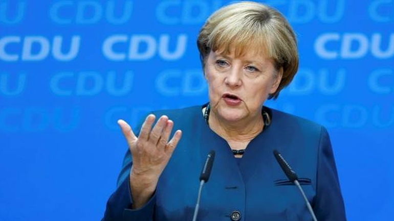 Μέρκελ: «Η θανατική ποινή θα απέτρεπε την επιτυχία των διαπραγματεύσεων ένταξης στην ΕΕ»