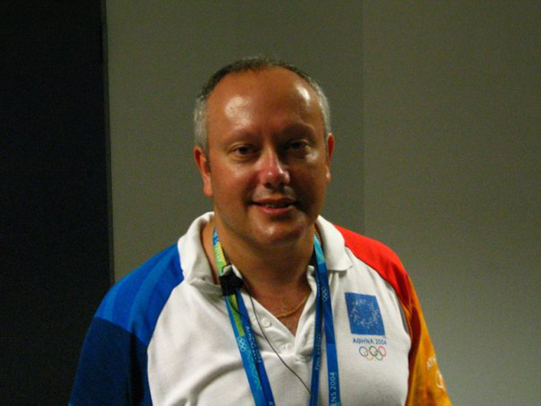 Ο Διονύσης  Λιβέρης...