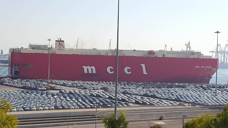 Η ζωή συνεχίζεται με μνημόνια και χωρίς!