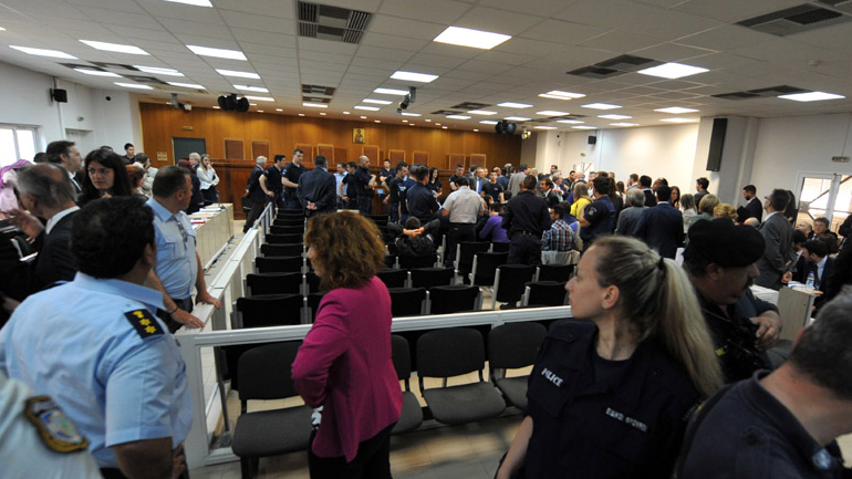 Δίκη Χρυσής Αυγής: Ένταση κατά την κατάθεση της αδελφής του Ρουπακιά