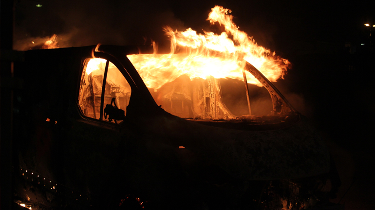 Φλεγόμενο όχημα στο Ηράκλειο Κρήτης