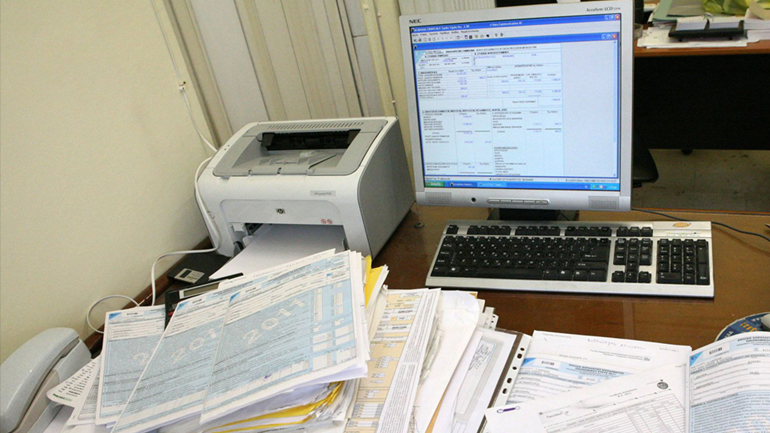 Εκπνέει η προθεσμία για τις φορολογικές δηλώσεις