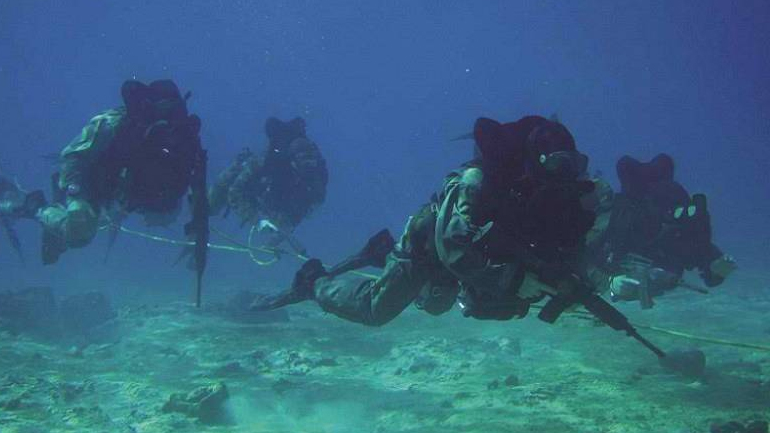 Αχαΐα: Βρέθηκαν δύο χειροβομβίδες σε θαλάσσια περιοχή