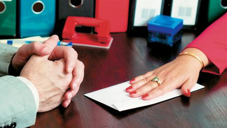 Απολύθηκε υπάλληλος της Περιφέρειας Αττικής μετά από καταδίκη για υπεξαίρεση και πλαστογραφία