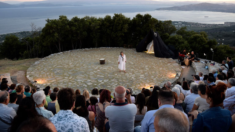 Εντυπωσιακό φινάλε για το Σεμινάριο Aρχαίου Δράματος στο θέατρο «Aλώνι»