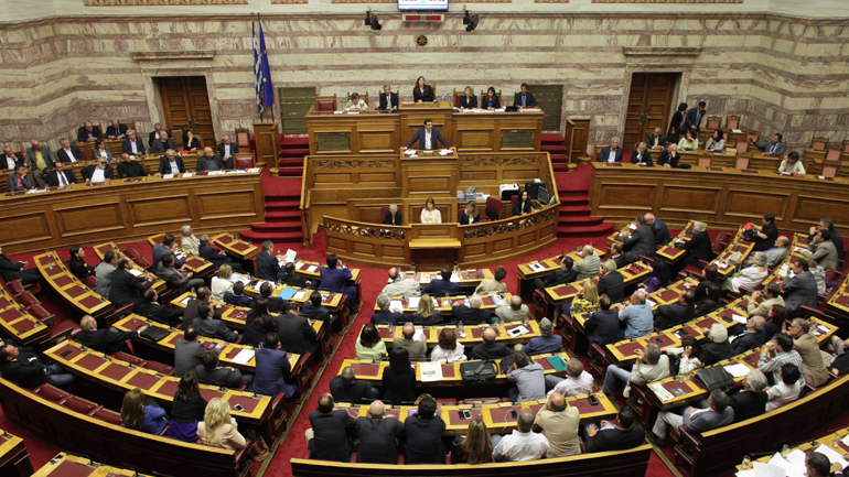 Θα απέχει από την ψηφοφορία για τον εκλογικό νόμο η Χρυσή Αυγή Θα απέχει από την ψηφοφορία για τον εκλογικό νόμο η Χρυσή Αυγή