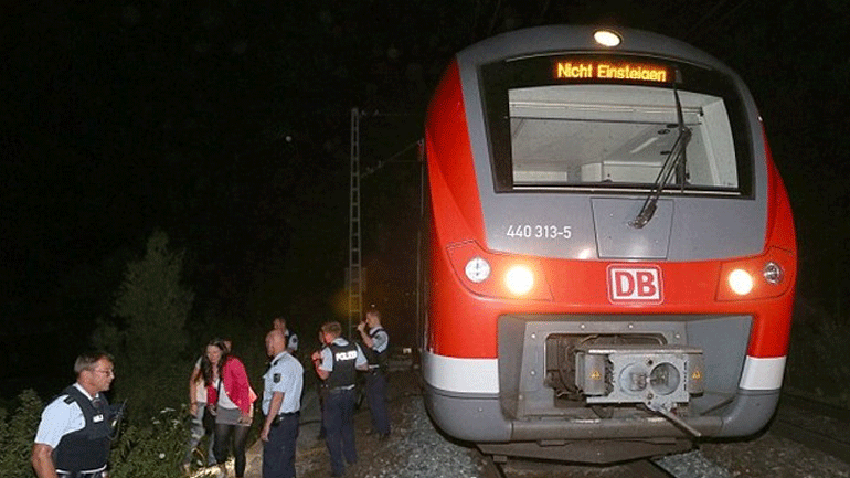 Γερμανία: Αμφιβολίες για την καταγωγή του δράστη της επίθεσης στο τρένο