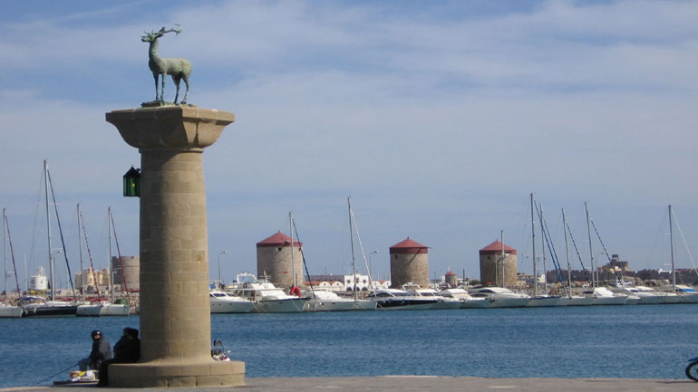 Στη Ρόδο φιλοξενούνται 300 Δανοί τουρίστες που αρνήθηκαν να πάνε στην Τουρκία