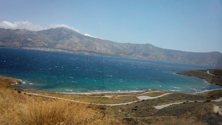 Υπό έλεγχο η φωτιά στον Κάμπο Καρύστου