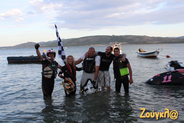 Αντίπαλοι μόνο στον αγώνα...