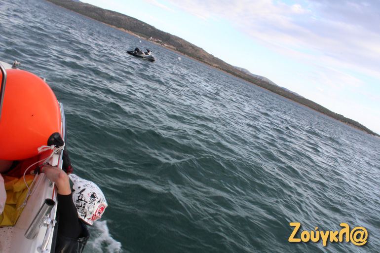 Δεν με πετάς μέχρι το Jet Ski;