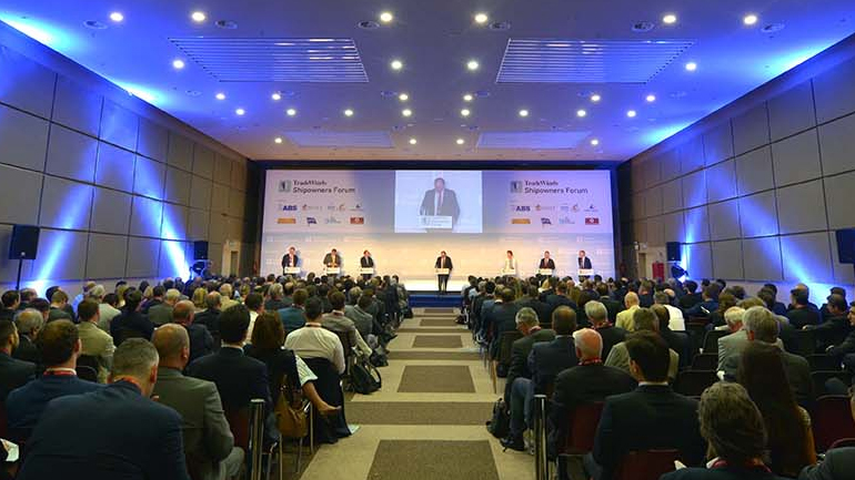 Εστίαση στη βιομηχανία ναυτιλιακού εξοπλισμού