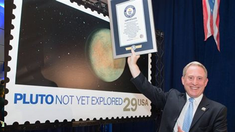 Ρεκόρ Γκίνες για γραμματόσημο