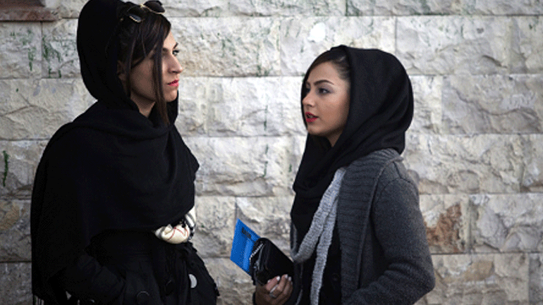 Ιρανός κληρικός: «Το δυτικό ντύσιμο στις γυναίκες κάνει τα ποτάμια να στεγνώνουν»