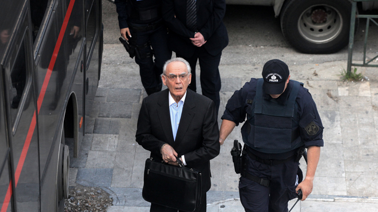 Παραμένει στη φυλακή ο Άκης