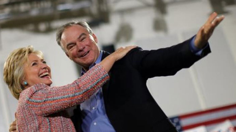 Eπικρατέστερος για υποψήφιος αντιπρόεδρος με την Κλίντον o γερουσιαστής Τιμ Κέιν