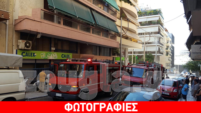 Φωτιά σε κατάστημα στον Πειραιά
