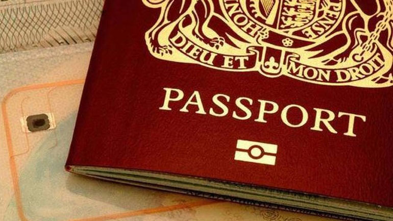 Ηράκλειο: Επιχείρησαν να ταξιδέψουν με πλαστά έγγραφα