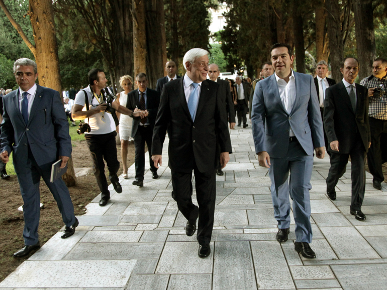 Kαθ΄οδόν για το κιόσκι του προεδρικού