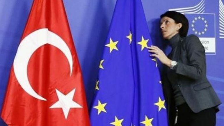 Die Linke: Άμεση αναστολή ενταξιακών διαπραγματεύσεων με την Τουρκία