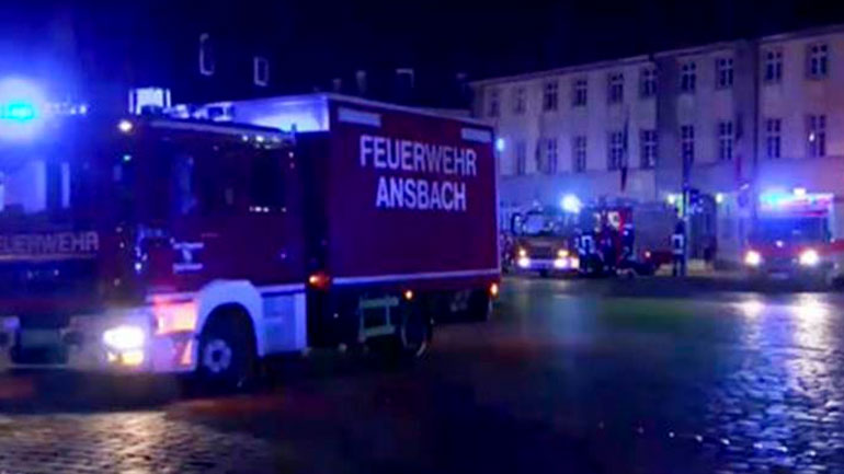 Γερμανικά ΜΜΕ: Βομβιστής αυτοκτονίας ο δράστης