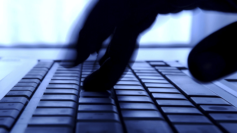 Συνελήφθη 52χρονος  για πορνογραφία ανηλίκων μέσω διαδικτύου