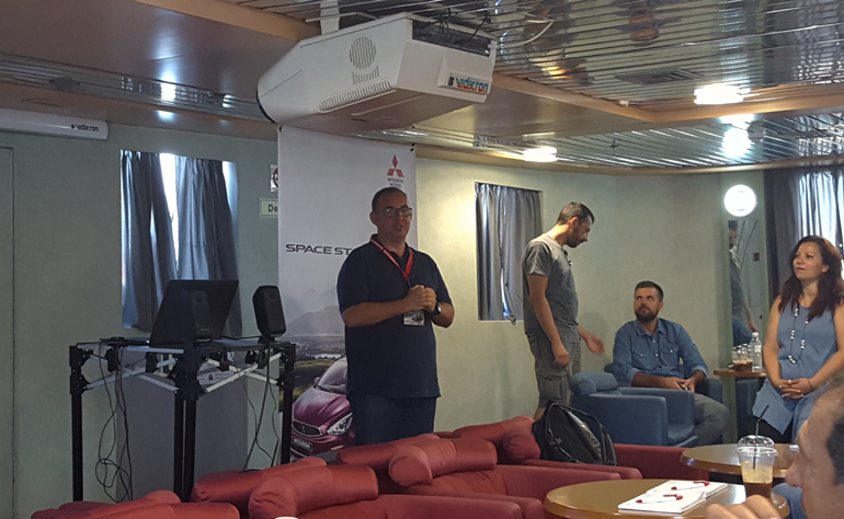 Παρουσίαση του μοντέλου εν πλω...