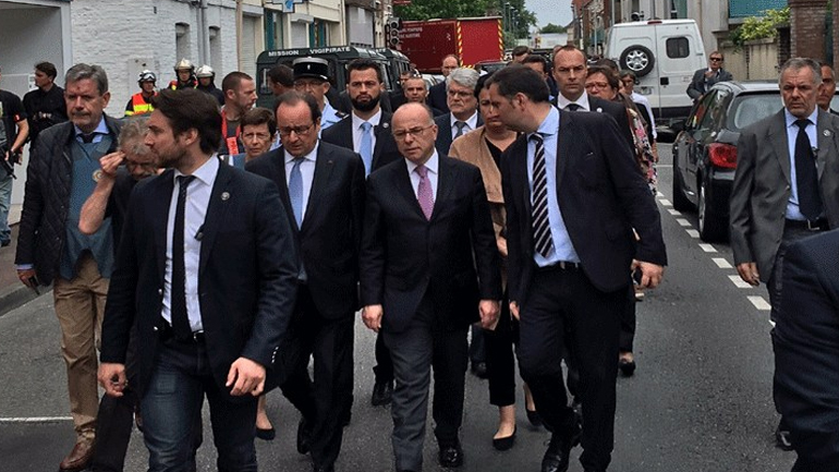 Ολάντ: Πιο σοβαρή από ποτέ η απειλή που θέτουν οι ισλαμιστές για την Ευρώπη