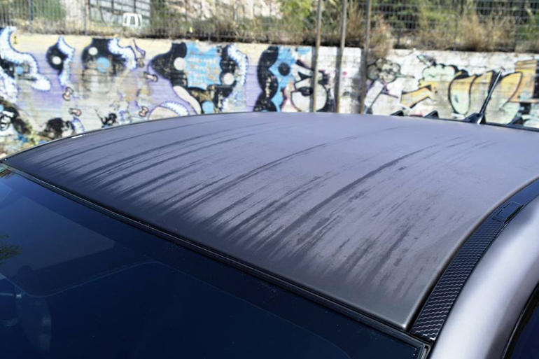 Ειδικό φιλμ επεξεργασμένο σχεδιαστικά στον υπολογιστή...