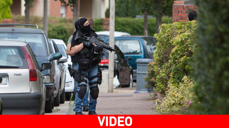 Οι δολοφόνοι του ISIS σε βίντεο αμέσως μετά τον αποκεφαλισμό!