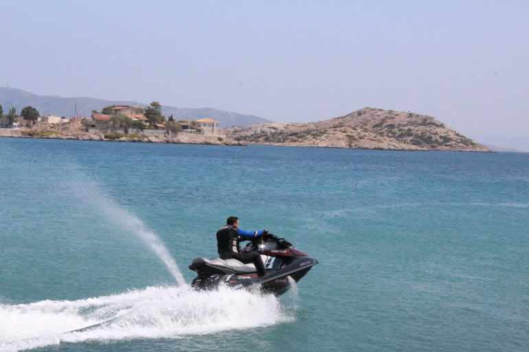 Άντε... γεια!