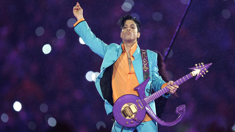 Πέφτουν σαν κοράκια πάνω στην κληρονομιά του Prince