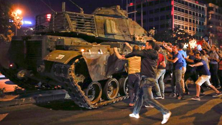 Τουρκία: Αποτάχθηκαν 1.389 στελέχη των Ενόπλων Δυνάμεων