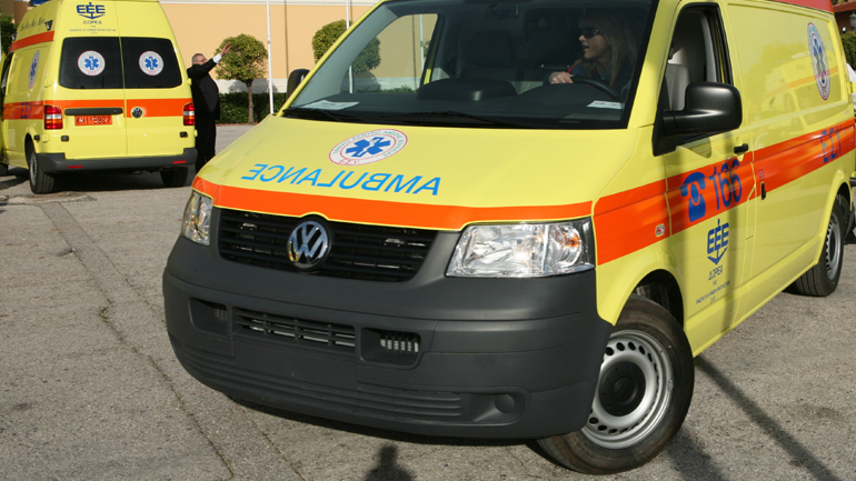 Αεροδιακομιδή γυναίκας με εγκεφαλική αιμορραγία από τον Πολύγυρο στη Θεσσαλονίκη