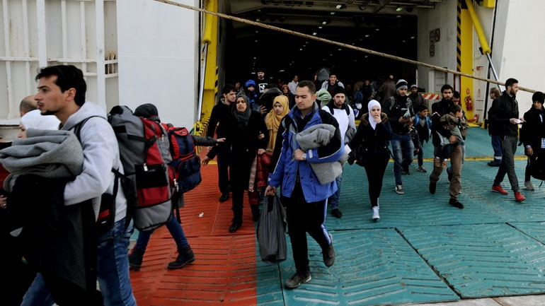 Αυξημένη η επιβατική κίνηση από τον Πειραιά για Χίο και Μυτιλήνη