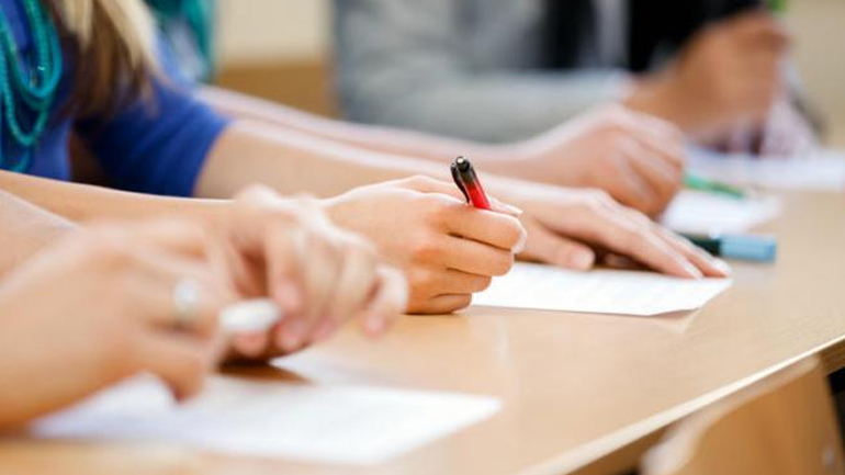 Αντιδράσεις για την τροπολογία σχετικά με τα φροντιστήρια