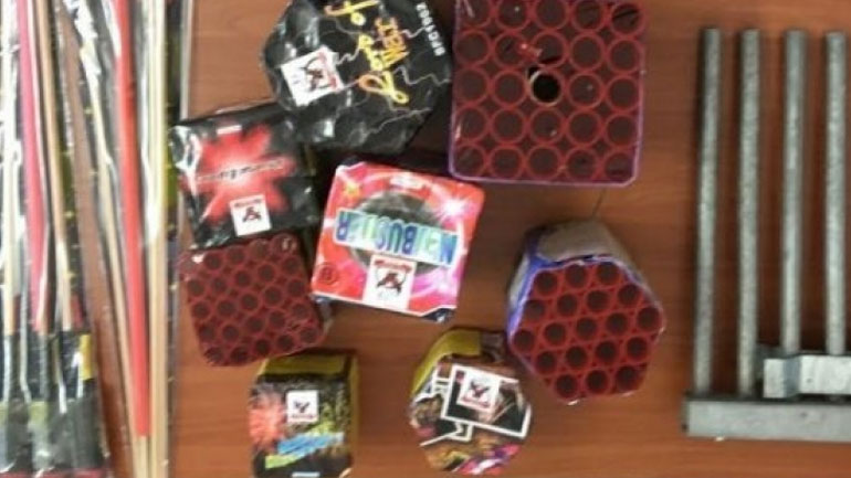 Μεσολόγγι: Χειροπέδες σε 34χρονο για φωτοβολίδες