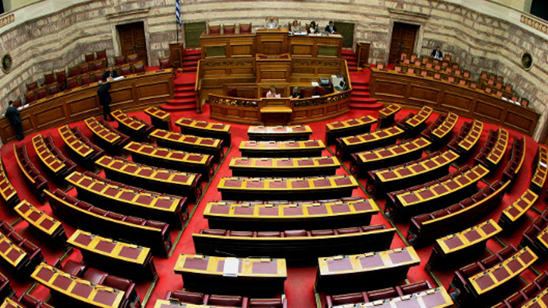 Στη Βουλή το νομοσχέδιο για τις ανανεώσιμες πηγές ενέργειας