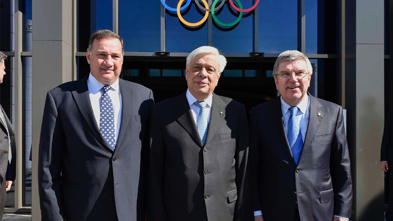 Τίμησε την Ελλάδα ο Tόμας Μπαχ