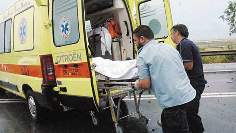 Τραγωδία στη Βασιλική Καλαμπάκας: Του ήρθε το μπαλκόνι στο κεφάλι