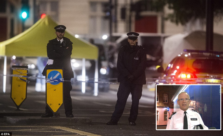 Ένθετη: Ο εκπρόσωπος της Μητροπολιτικής Αστυνομίας