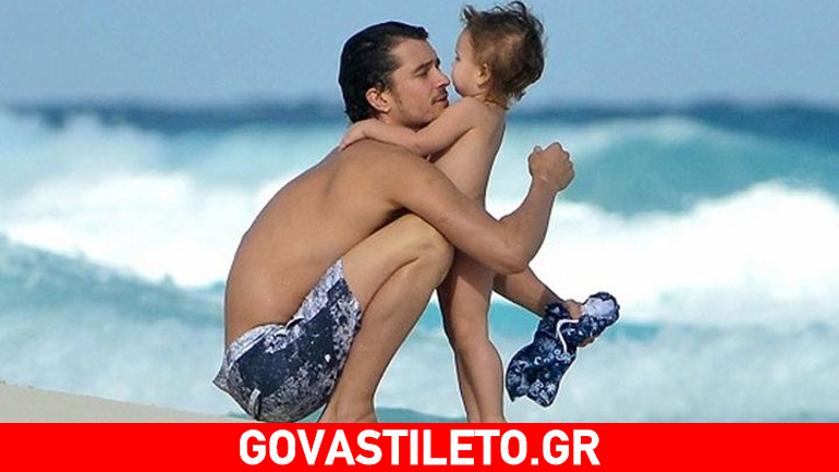 Με τον μπαμπά στην παραλία!