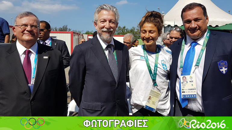 Στην τελετή εισόδου της ελληνικής αποστολής στο Ολυμπιακό Χωριό ο Σταύρος Κοντονής