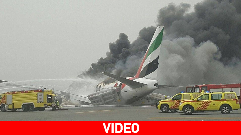 Βίντεο καταγράφει το χάος που επικράτησε στο Μπόινγκ 777 στο αεροδρόμιο του Ντουμπάι