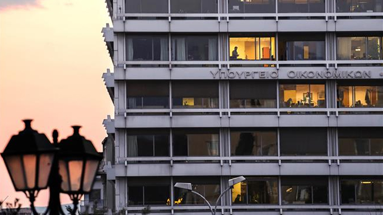 ΥΠΟΙΚ: Υπέρ του δανειολήπτη ο νέος Κώδικας Δεοντολογίας των Τραπεζών