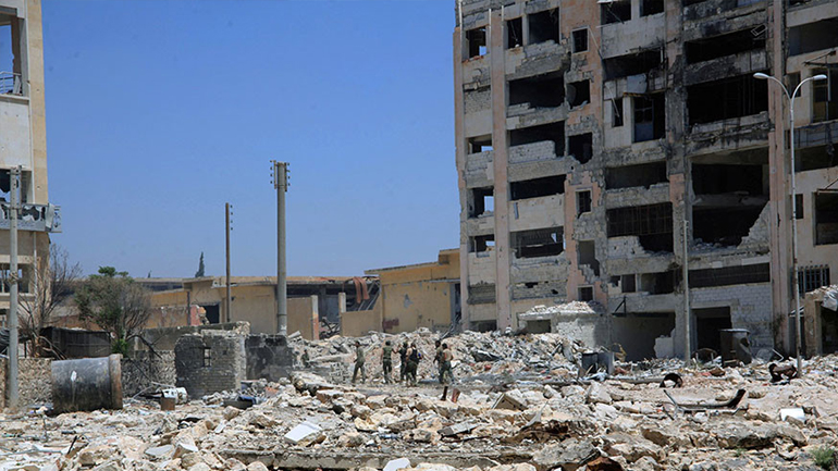 Αεροσκάφη βομβάρδισαν καταυλισμούς εκτοπισμένων στη Συρία