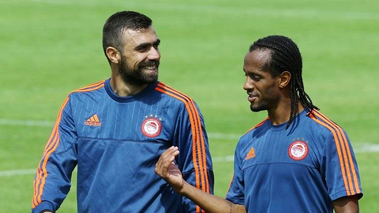 Ολυμπιακός: Eπιστρέφει ο Σαλίνο, στην έξοδο ο Φιγκέιρας