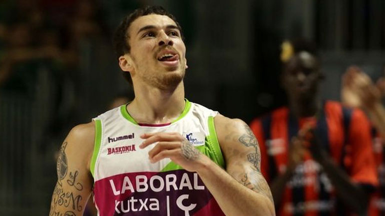 Μπάσκετ: NBA ήταν και πάει για τον Τζέιμς-Παραμένει στον Παναθηναϊκό